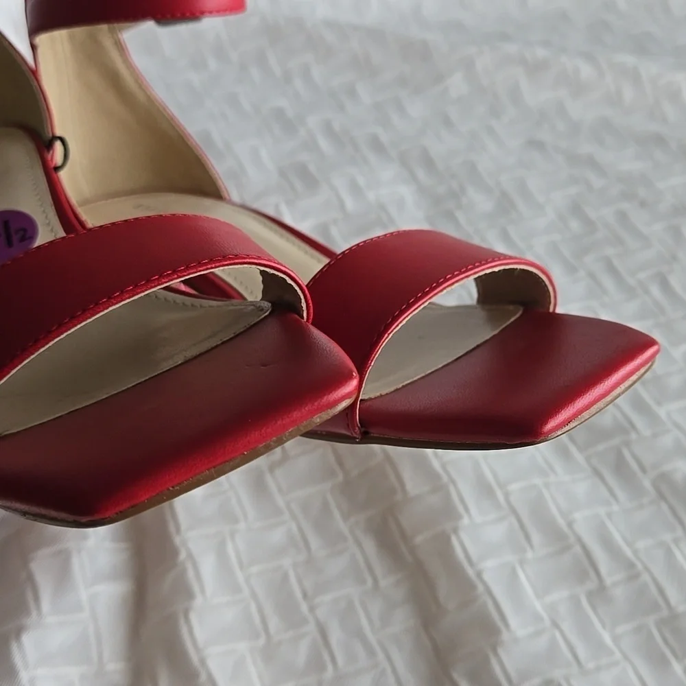 Marc Fisher Korita Women's Red Ankle Strap Funky Heeled Sandals Summer Shoes